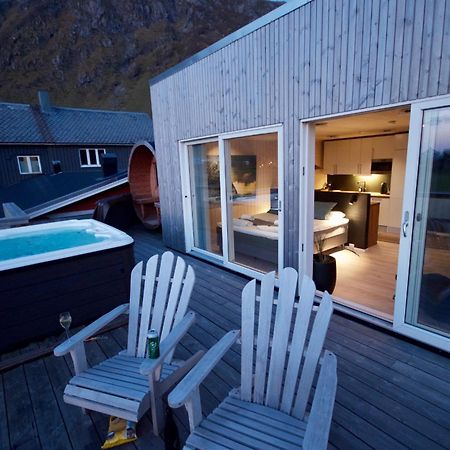 Unstad Arctic Resort Unnstad エクステリア 写真