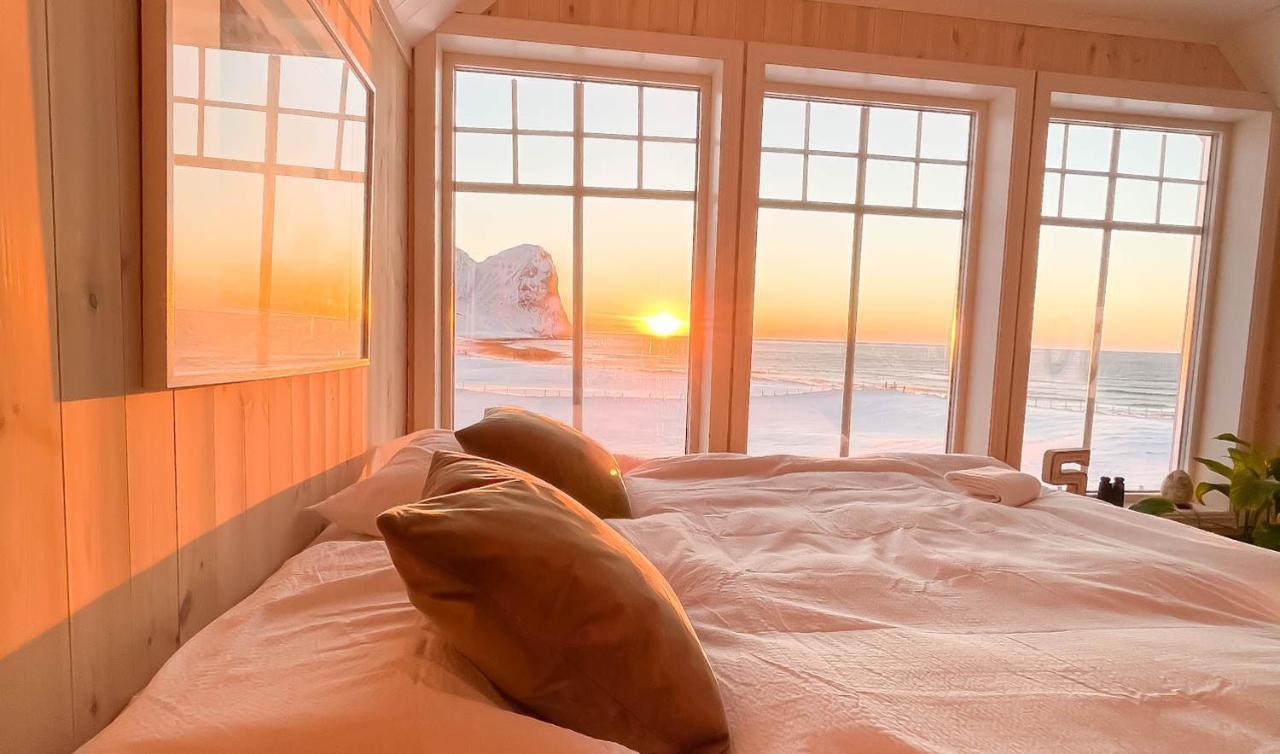 Unstad Arctic Resort Unnstad エクステリア 写真