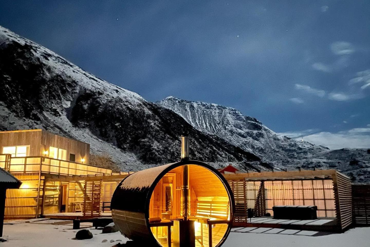 Unstad Arctic Resort Unnstad エクステリア 写真